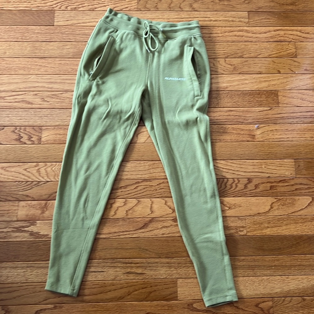 Alphalete joggers